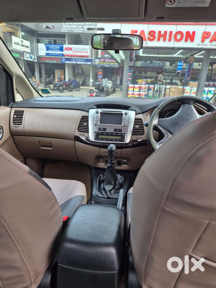Toyota Innova 2.5 V 7 Str, 2015, Diesel