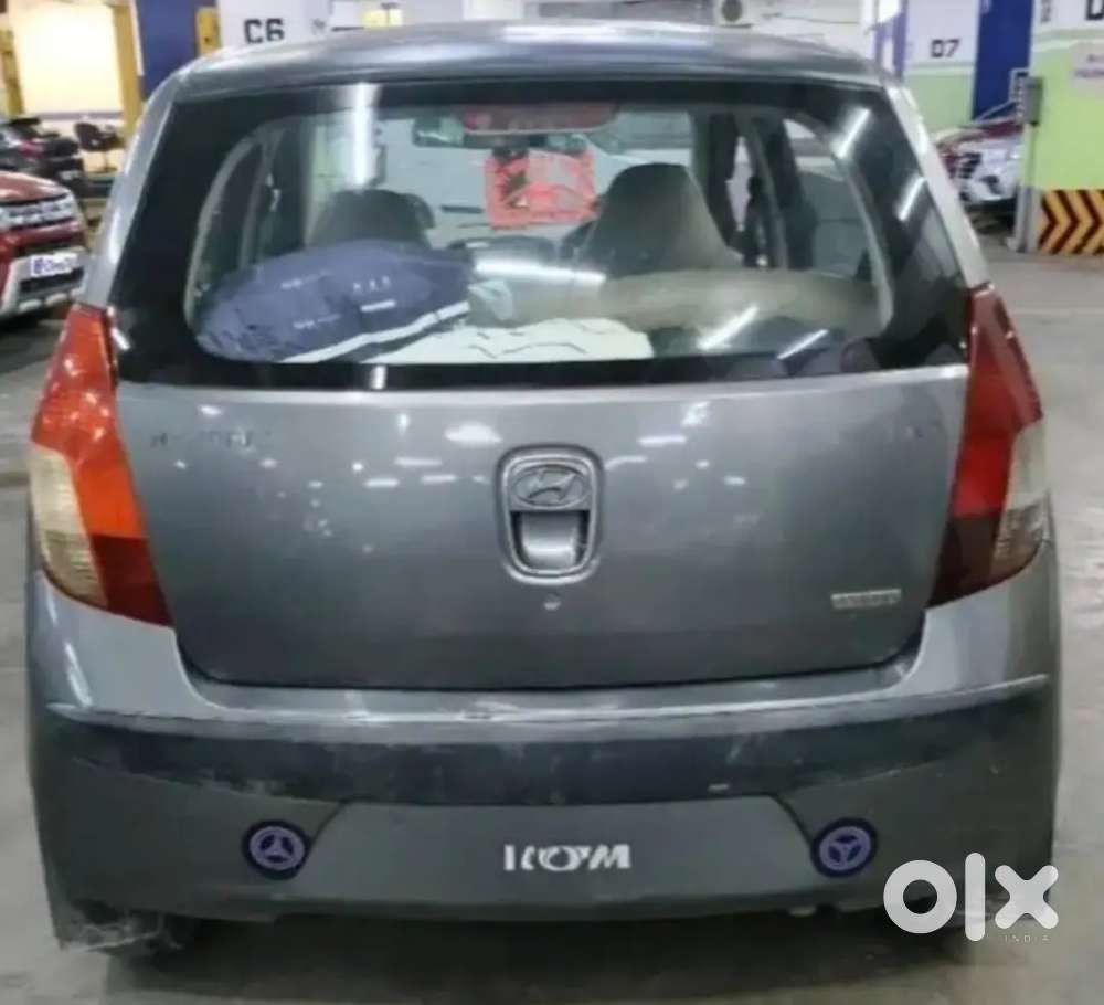 Hyundai I10 Magna 1.2 Good Condition Scratch Less Petrol+cng On Rc All