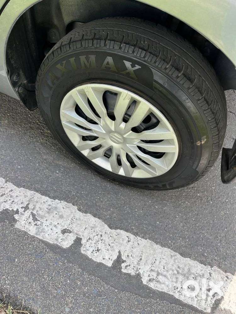 Maruti Suzuki Dzire 1.2 Vxi, 2022, Petrol