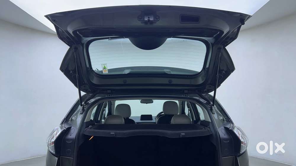 Tata Nexon 1.2 Revotron Xz Plus, 2022, Petrol