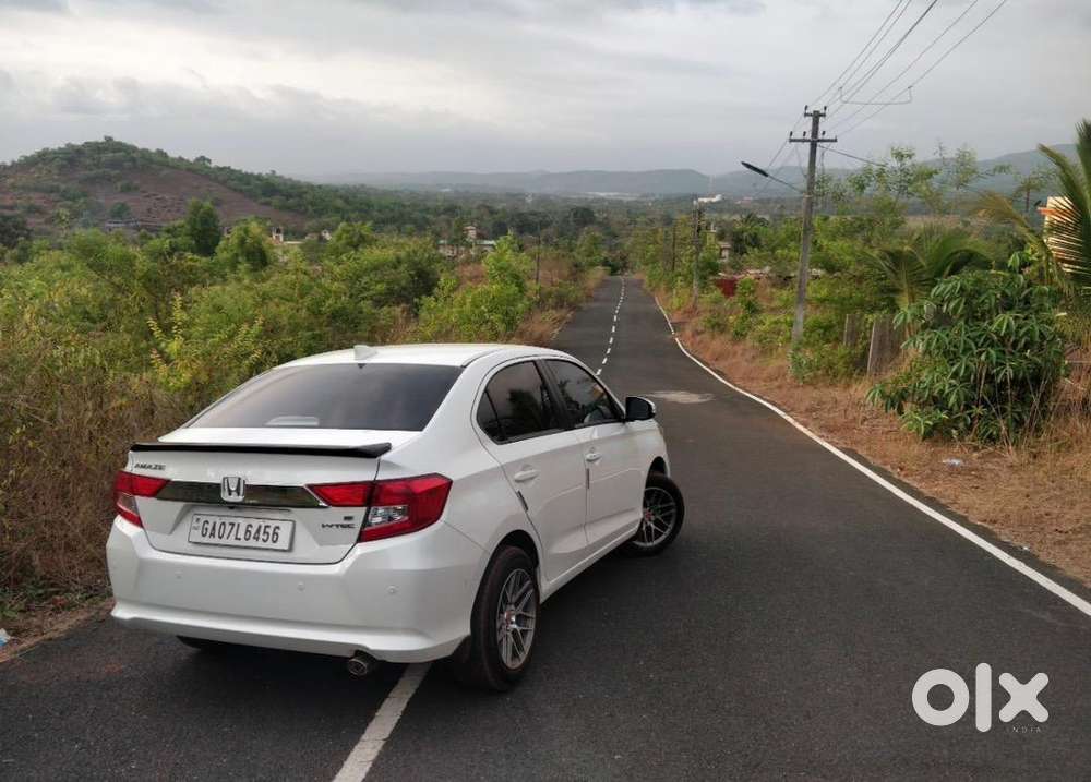Honda Amaze 2nd Gen 2017 Petrol Well Maintained
