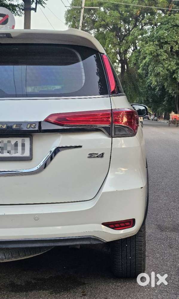 Toyota Fortuner 4x4 At 2.8 Diesel, 2017, Diesel
