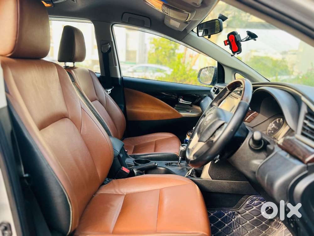 Toyota Innova Crysta 2.8z Automatic, 2017, Diesel