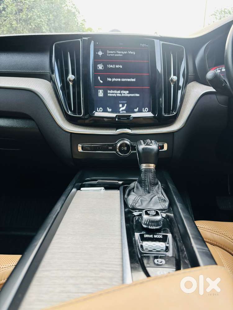 Volvo Xc60 D5 Awd Automatic, 2021, Diesel