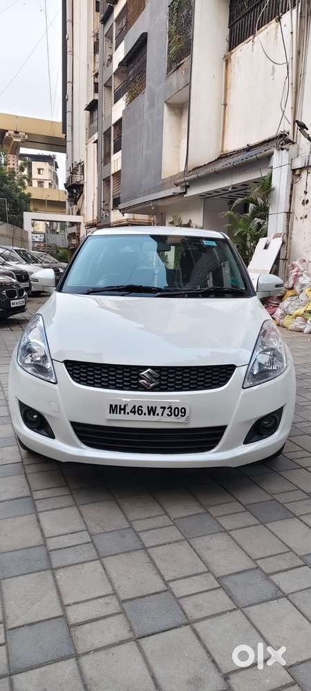 Maruti Suzuki Swift Vxi Abs Bsiv, 2013, Petrol