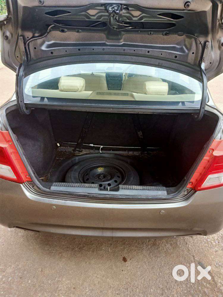 Maruti Suzuki Dzire 1.2 Zxi, 2019, Petrol