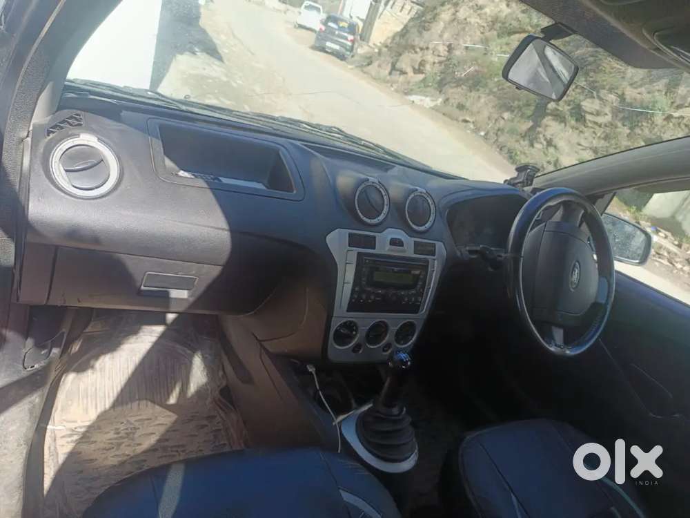 Ford Figo 2012