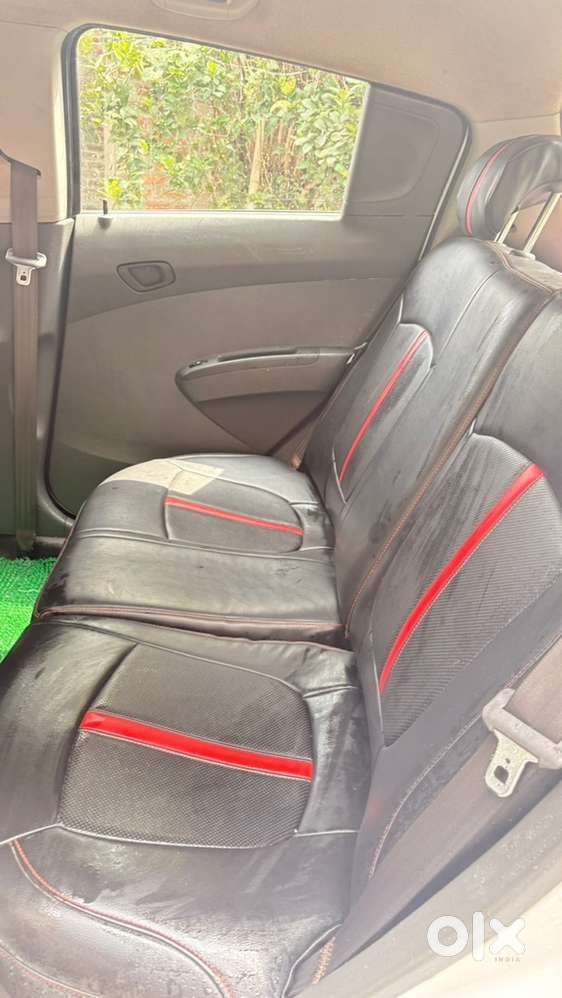 Chevrolet Beat Petrol 2014