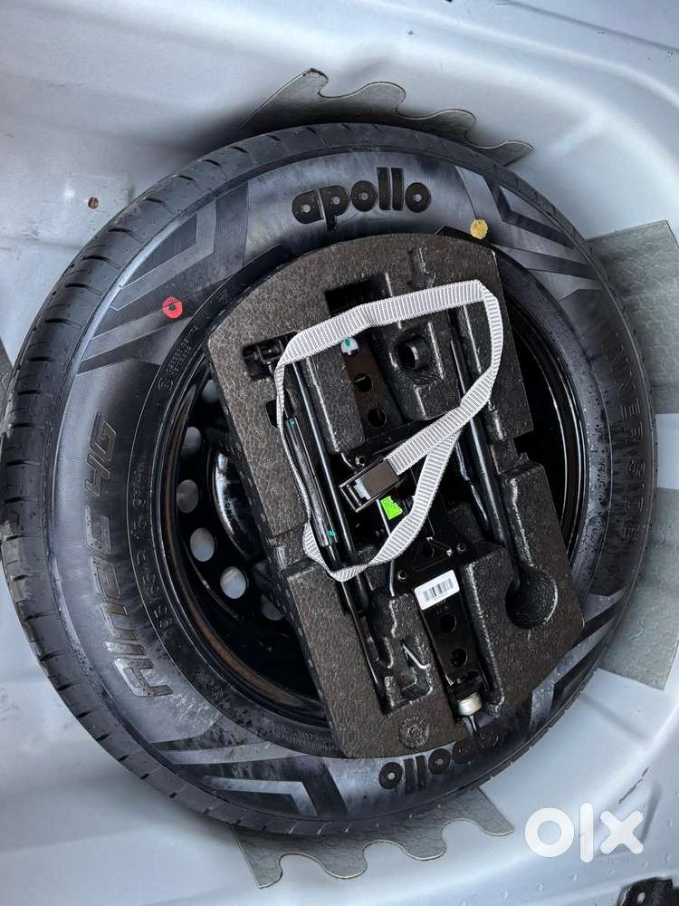 Skoda Slavia 1.0 Ambition Tsi, 2022, Petrol