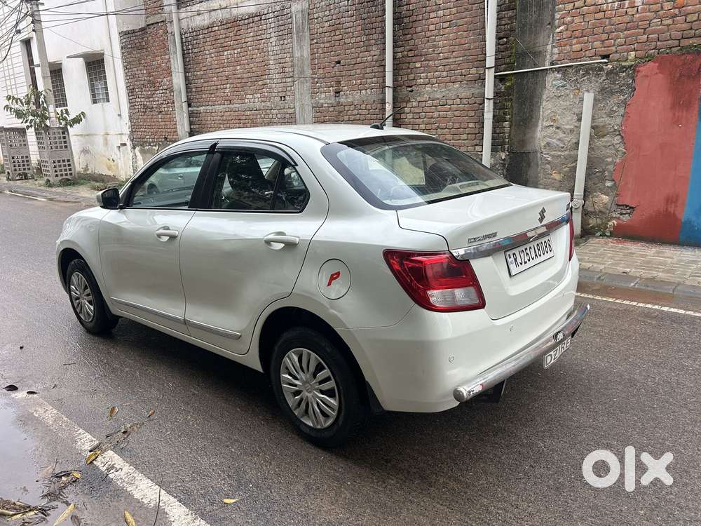 Maruti Suzuki Swift Dzire Vxi Optional, 2020, Petrol