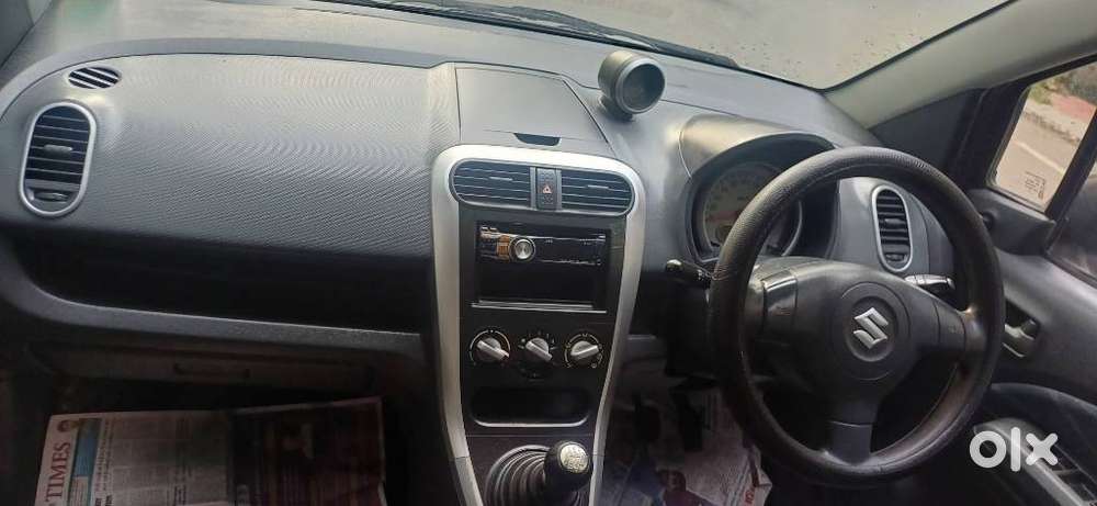Maruti Suzuki Ritz Vxi, 2010, Petrol