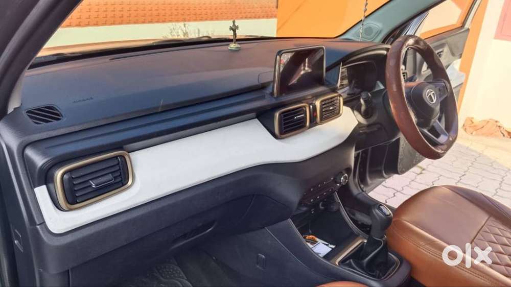 Tata Punch 2022 Petrol