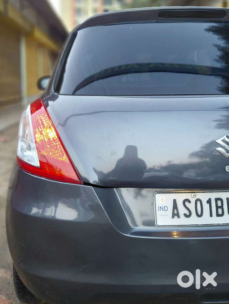 Maruti Suzuki Swift Vxi Optional, 2015, Petrol