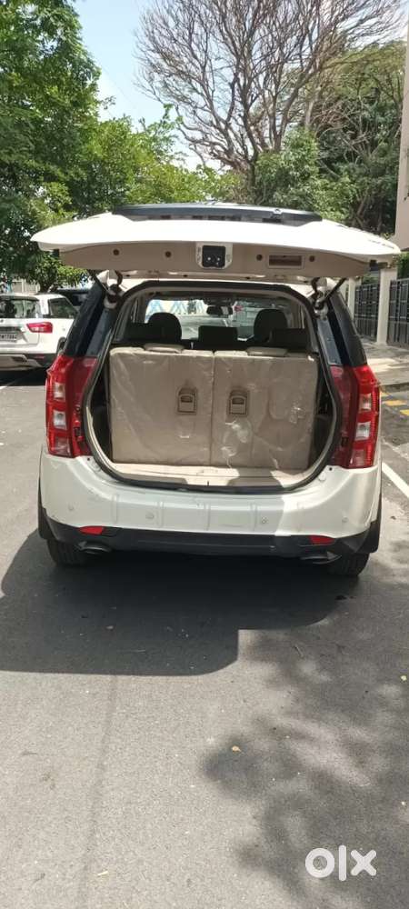 Mahindra Xuv500 At W10 Fwd, 2016, Diesel