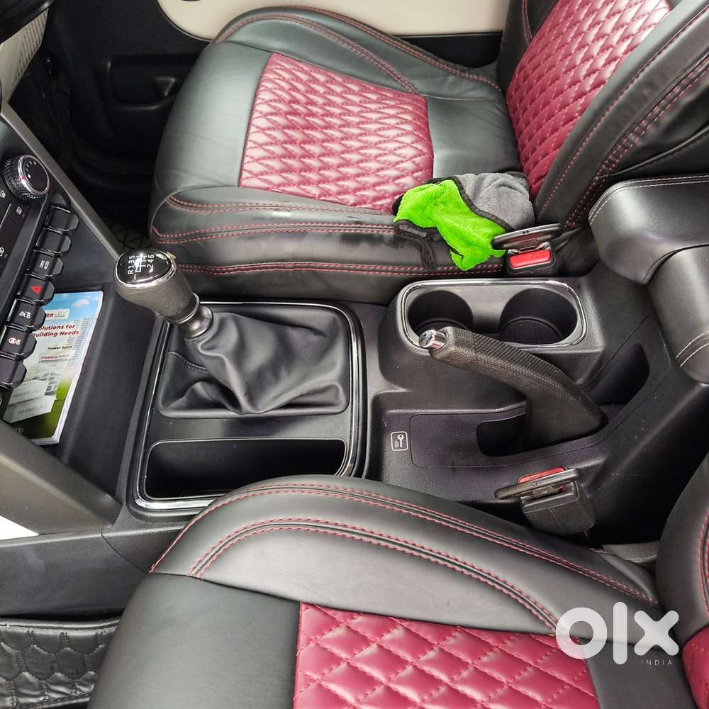 Mahindra Thar Roxx Petrol 2025