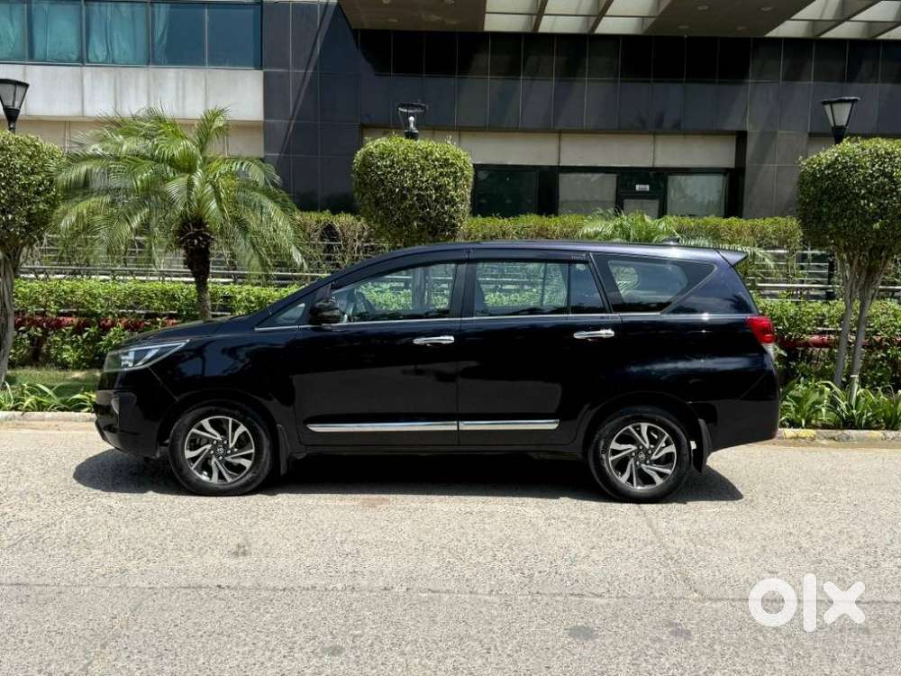 Toyota Innova Crysta [2020-ongoing] 2.4 Gx At 7 Str, 2022, Diesel