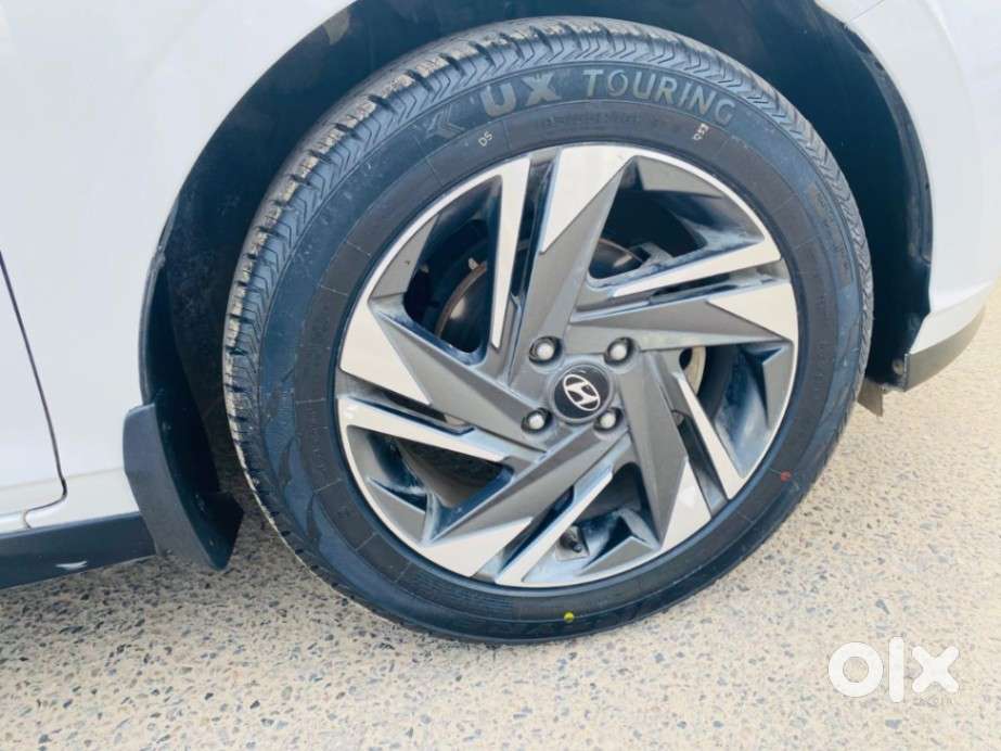 Hyundai I20 Asta (o) 1.2 Ivt, 2022, Petrol