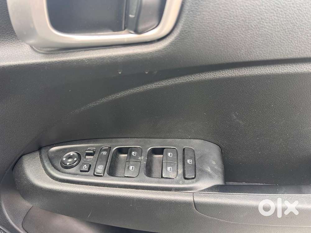 Hyundai Venue S Plus Mt 1.2 Kappa, 2021, Petrol