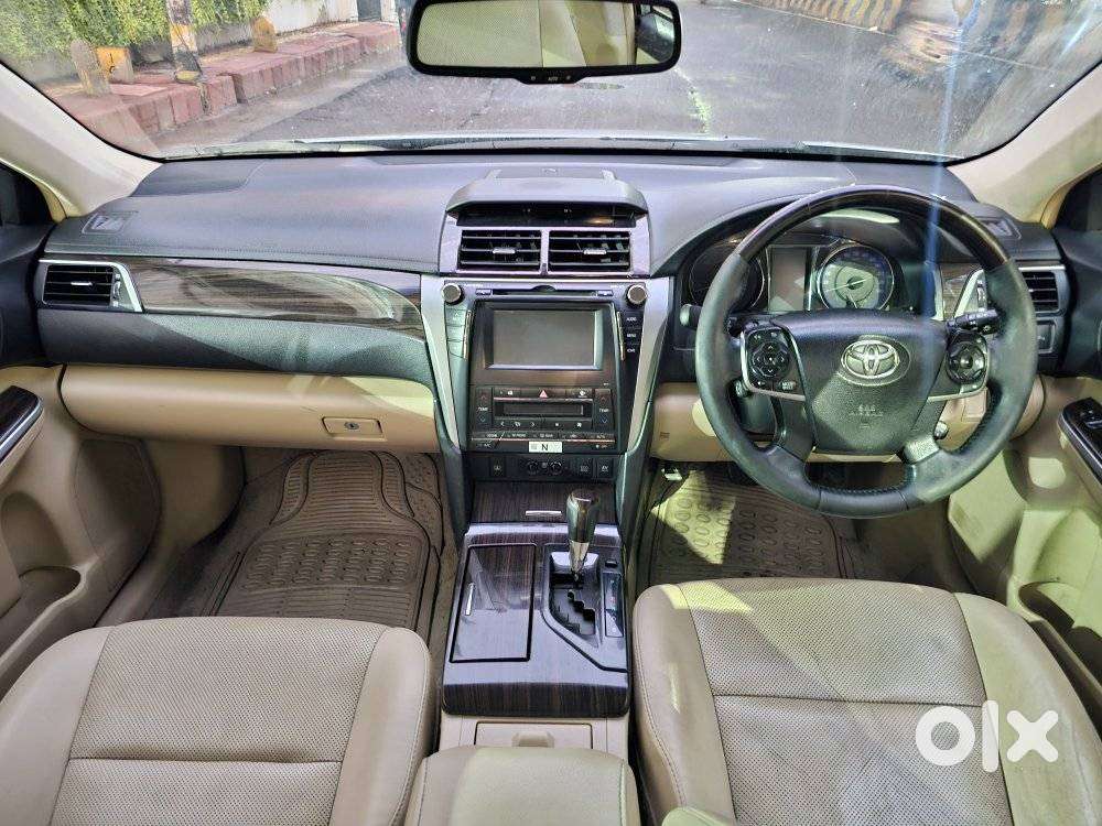 Toyota Camry Hybrid 2.5, 2016, Petrol