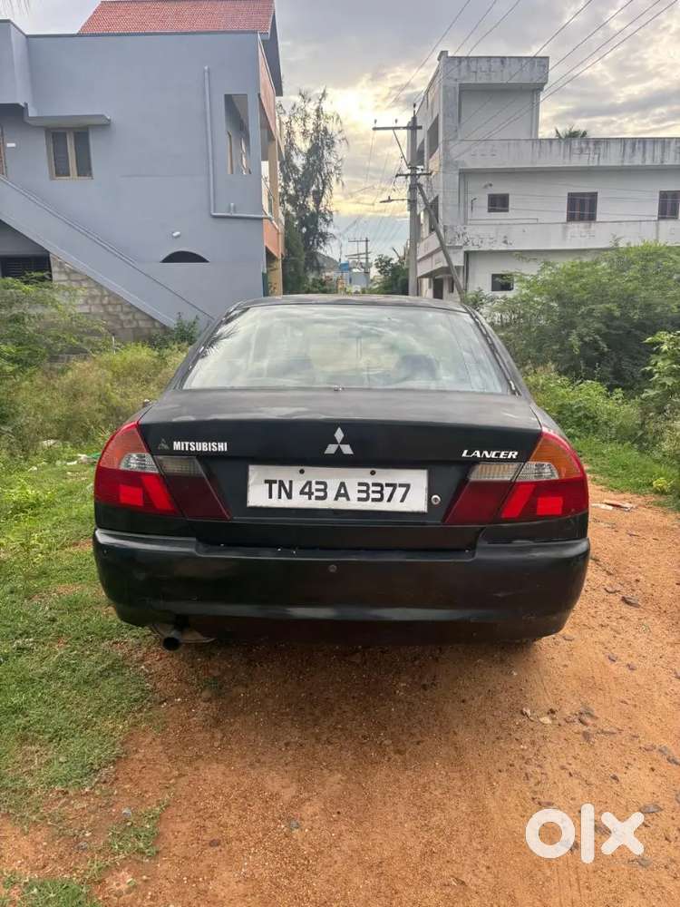 Mitsubishi Lancer 2003 Diesel 200000 Km Driven