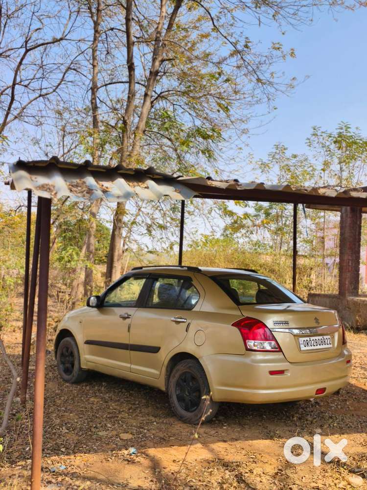 Maruti Suzuki Swift Dzire 2011 Petrol Well Maintained