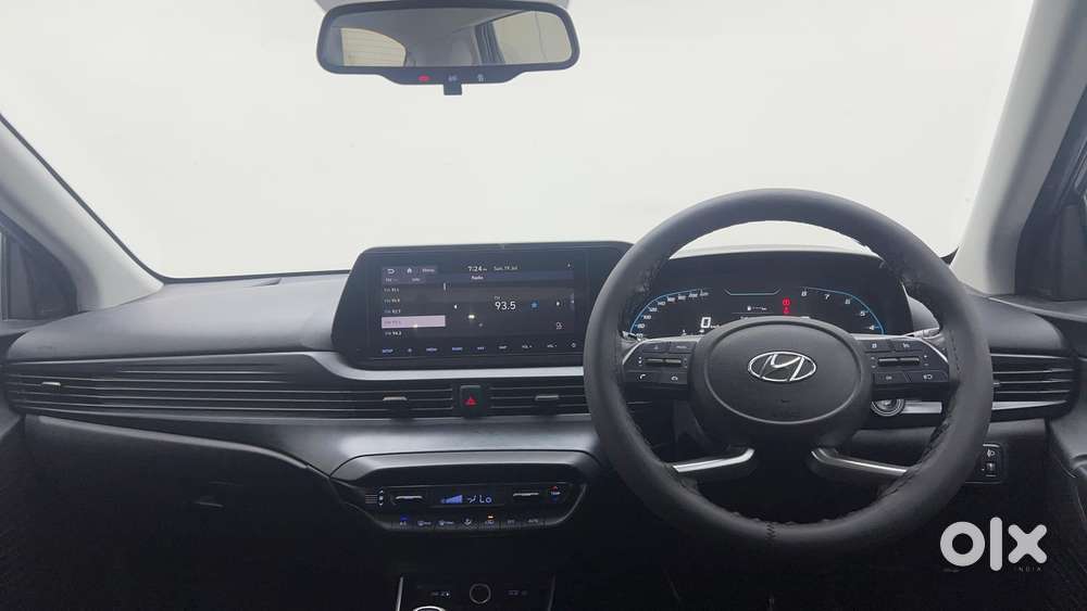 Hyundai New I20 1.2 Asta (o) Mt, 2023, Petrol