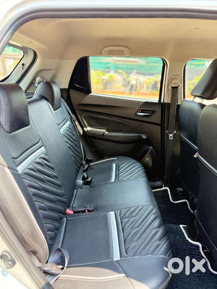 Maruti Suzuki Swift Vxi + Manual, 2022, Petrol