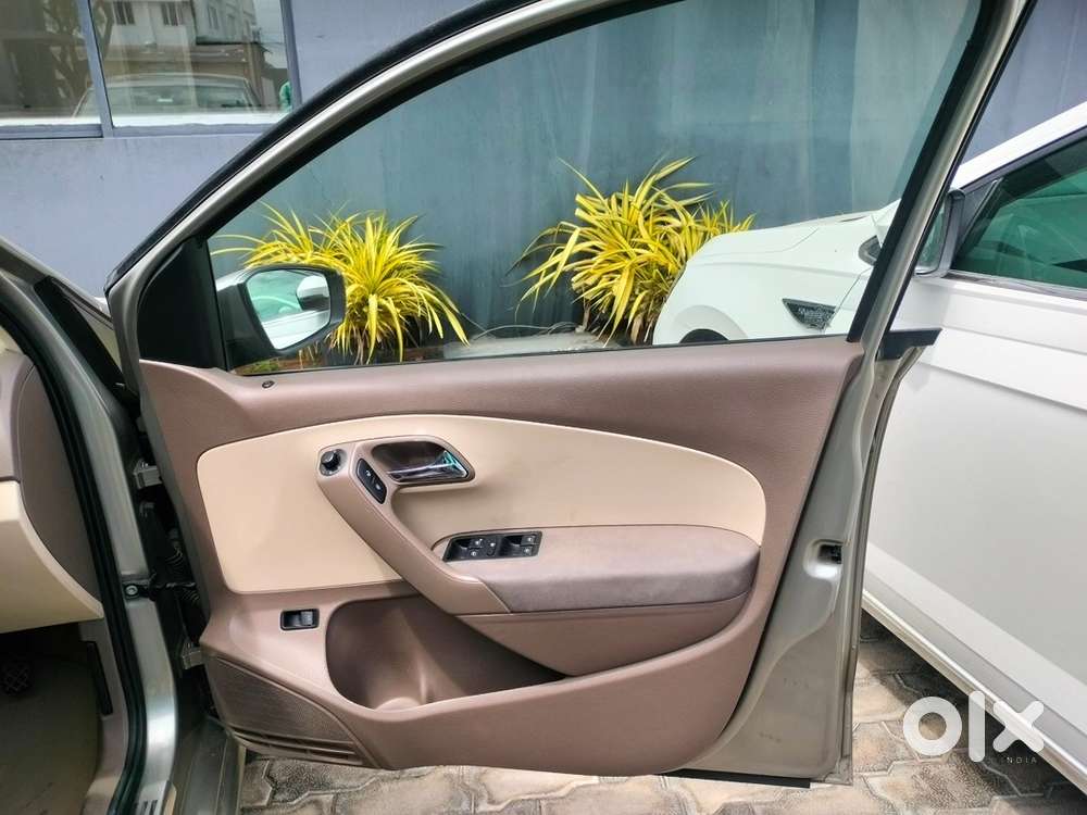 Skoda Rapid Elegance 2016