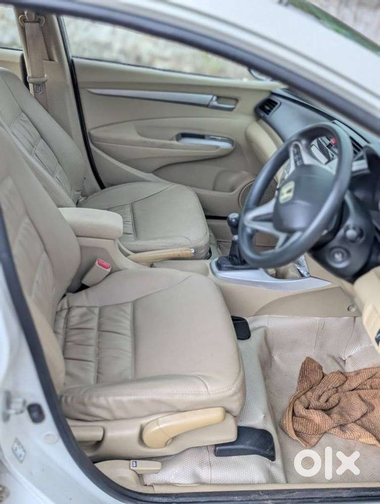 Honda City 1.5 E Mt, 2011, Petrol