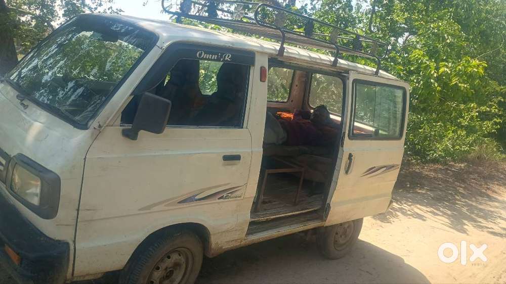 Maruti Suzuki Omni Car