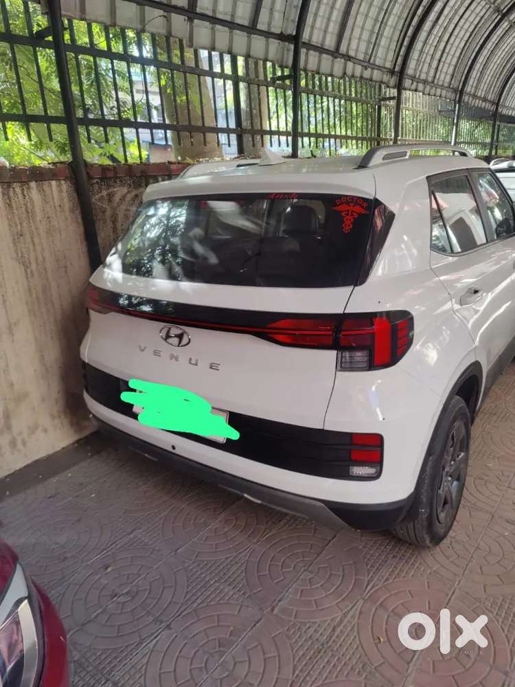 Hyundai Venue 2024 Petrol Good Condition
