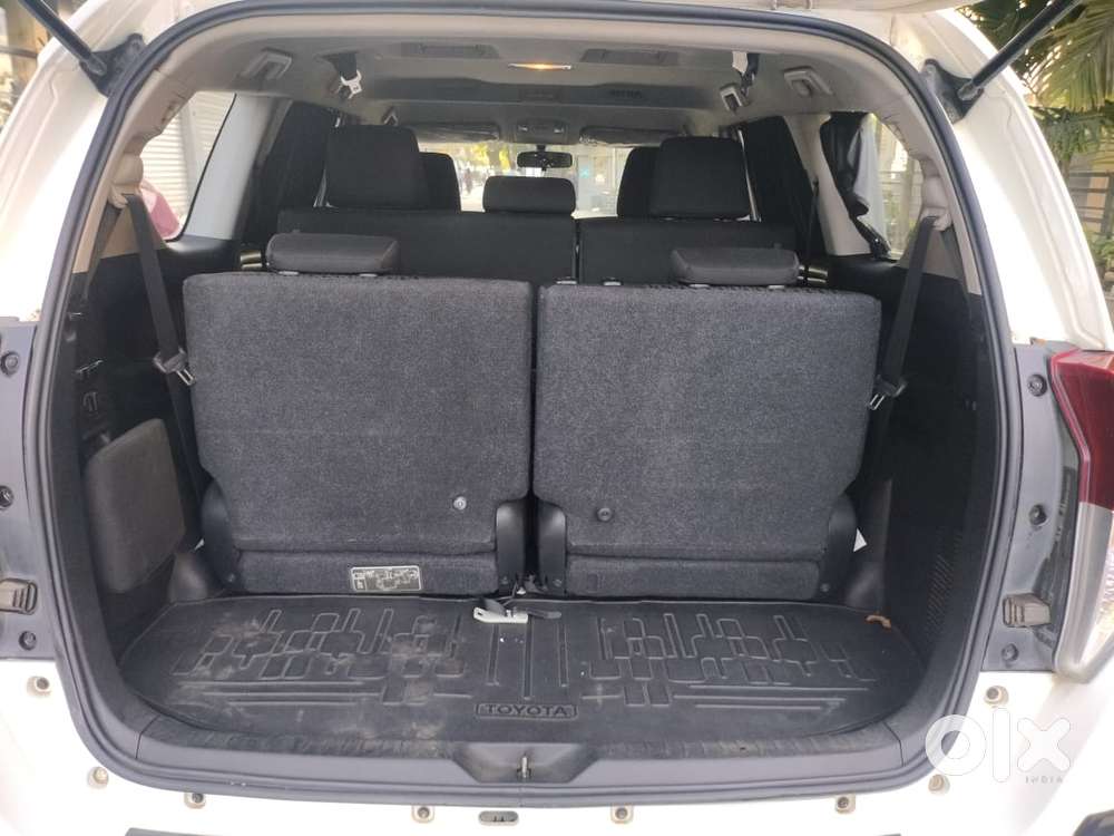 Toyota Innova Crysta 2.4 G Mt 8s, 2021, Diesel