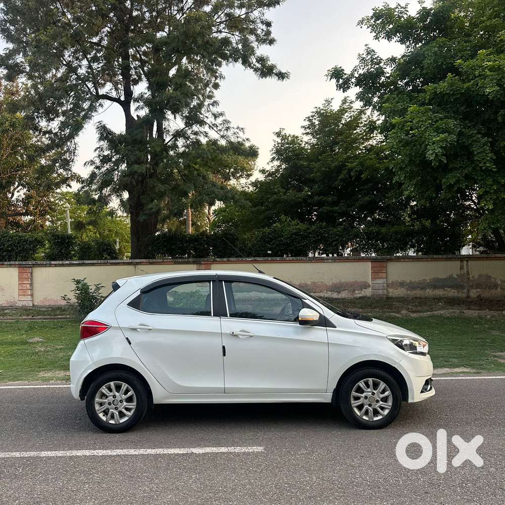 Tata Tiago 1.2 Revotron Xz Wo Alloy, 2018, Petrol