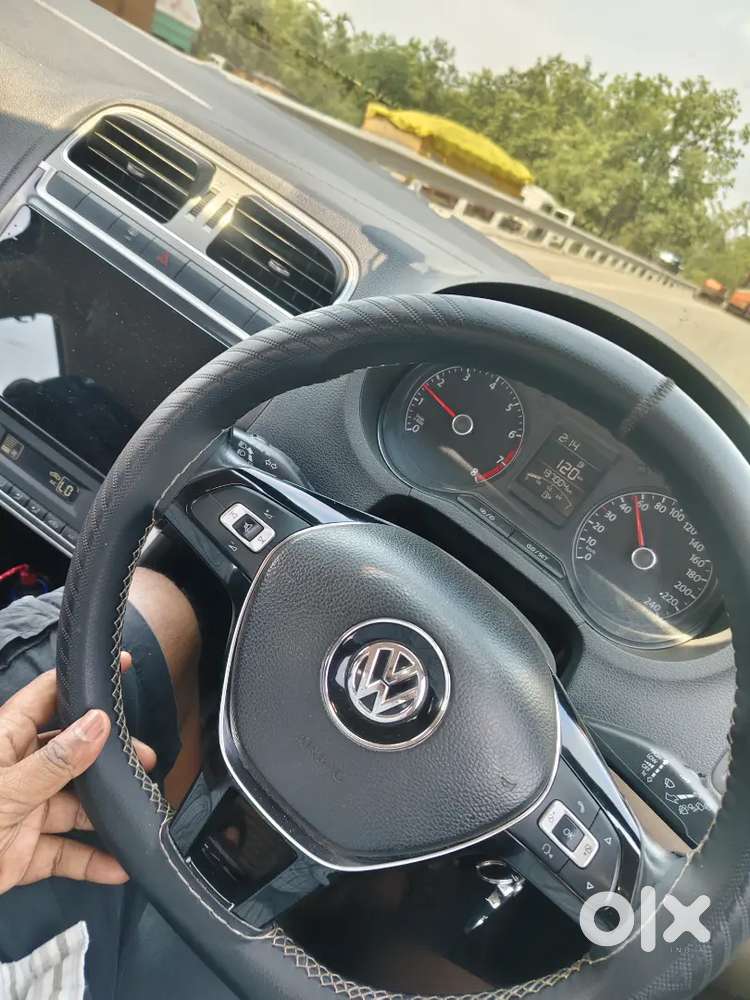 Volkswagen Polo 2017 Petrol 136000 Km Driven