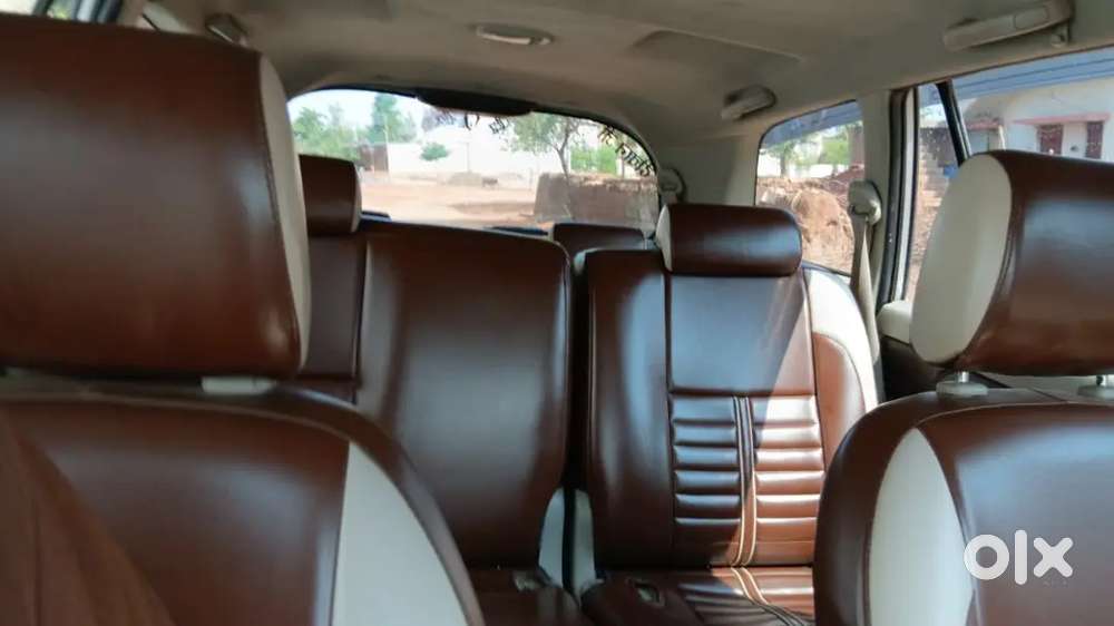 Toyota Innova Hycross 2019