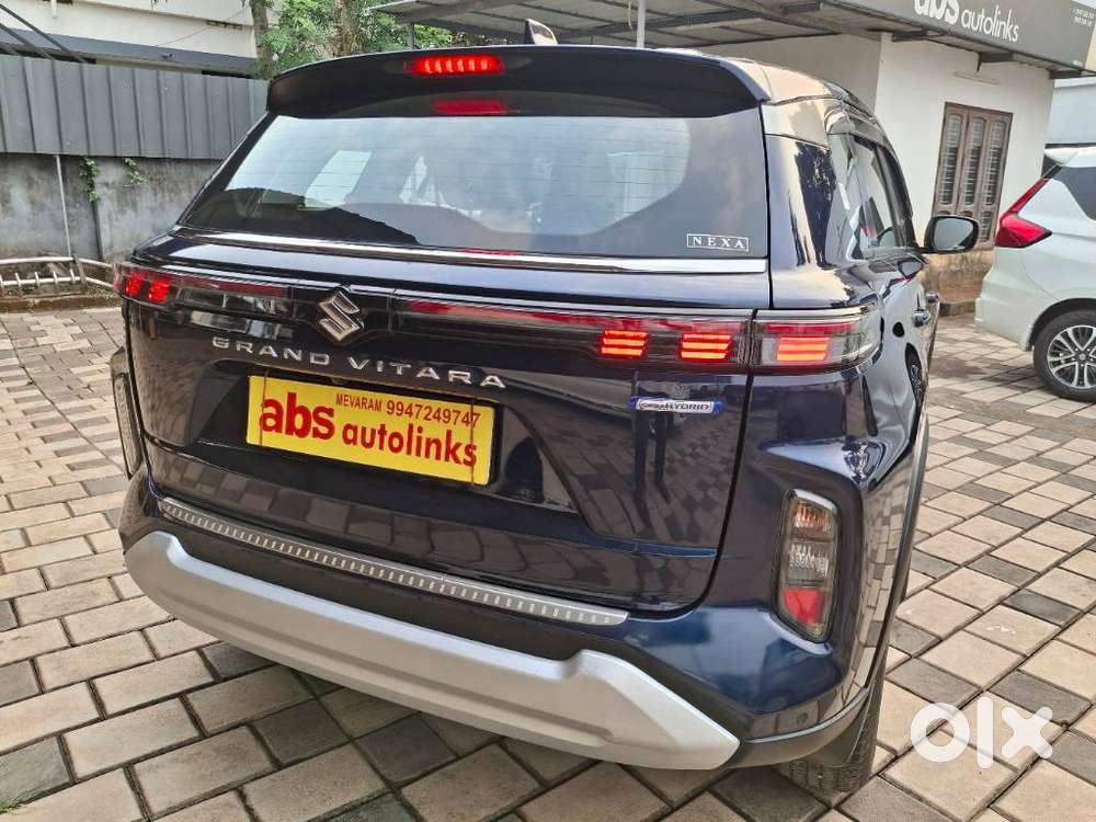 Maruti Suzuki Grand Vitara 1.5 Delta Smart Hybrid At, 2023