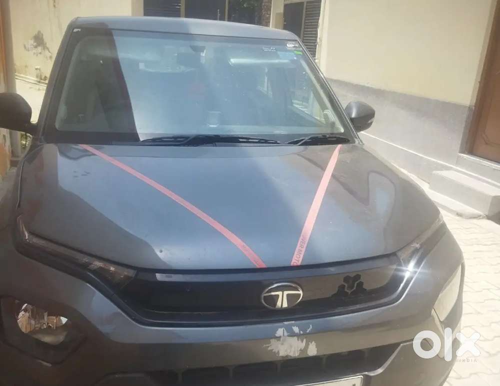 Tata Punch 1.2 Revotron 2025