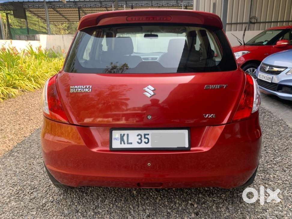Maruti Suzuki Swift Vxi Optional, 2013, Petrol