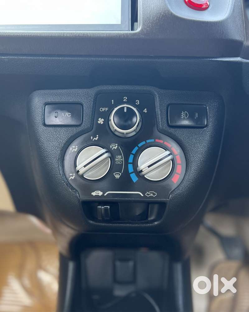 Honda Brio 2011-2013 V Mt, 2012, Petrol