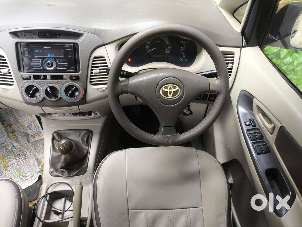 Toyota Innova 2.5 G (diesel) 8 Seater, 2009, Diesel