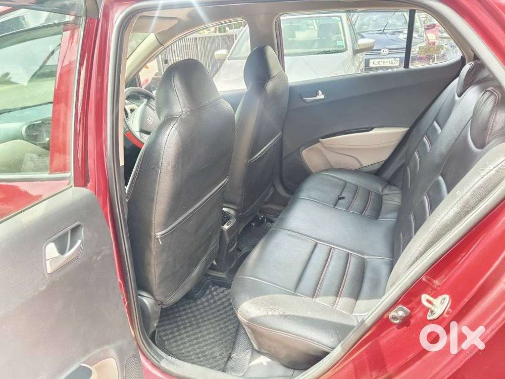 Hyundai Grand I10 Sportz, 2016, Petrol