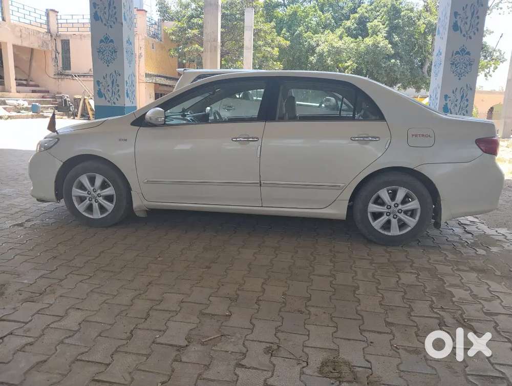 Looking For Luxury Car... Buy This One