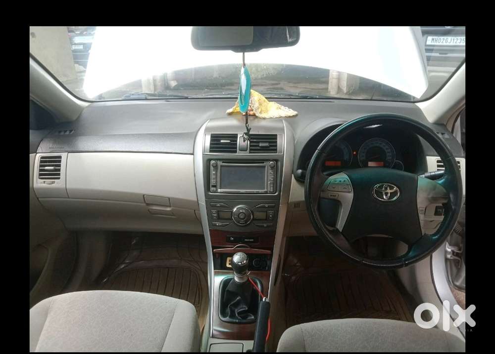 Toyota Corolla Altis 2012