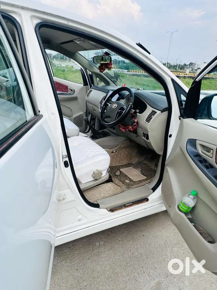 Toyota Innova 2.5 G4 2013