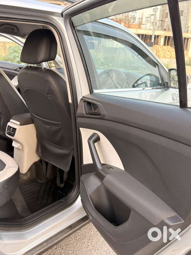 Volkswagen Taigun 1.0 Tsi Comfortline, 2023, Petrol