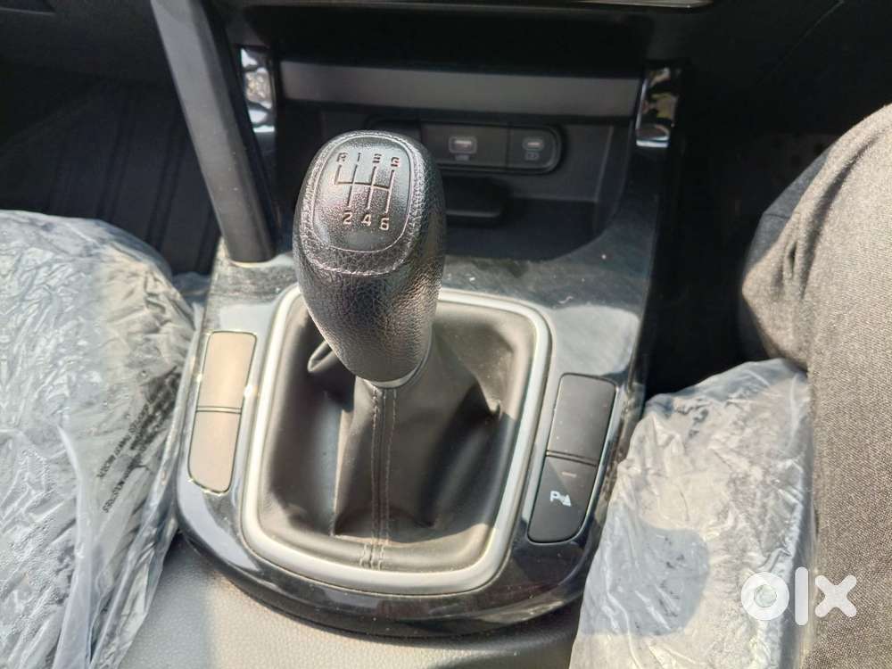 Kia Seltos Htk G, 2025, Petrol