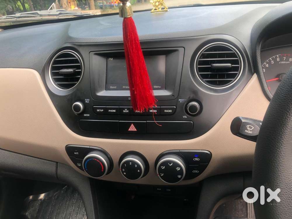 Hyundai Grand I10 Sportz, 2017, Petrol