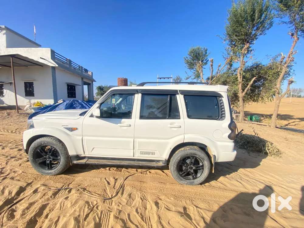 Mahindra Scorpio 2016 2nd Owner