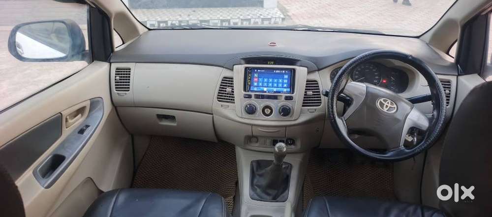 Toyota Innova 2012-2013 2.5 E Diesel Ms 8-seater, 2013, Diesel