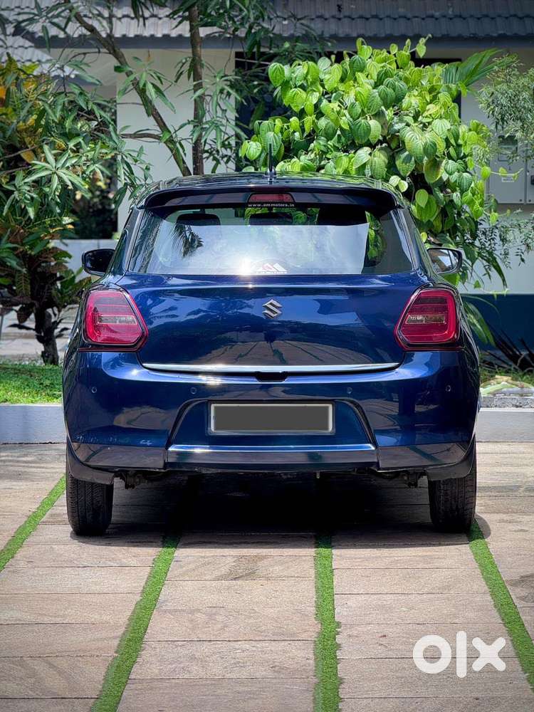Maruti Suzuki Swift Vxi + Manual, 2023, Petrol
